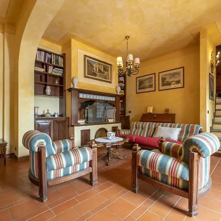 Luciana Villa Capannori